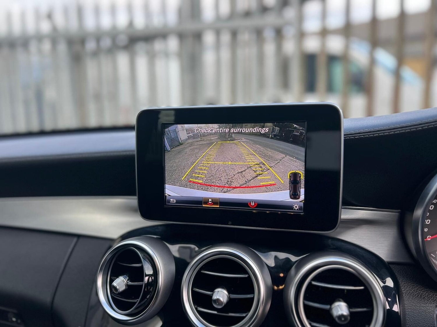 Used Mercedes-Benz C Class 2014 for sale - 77249728: Photo 42