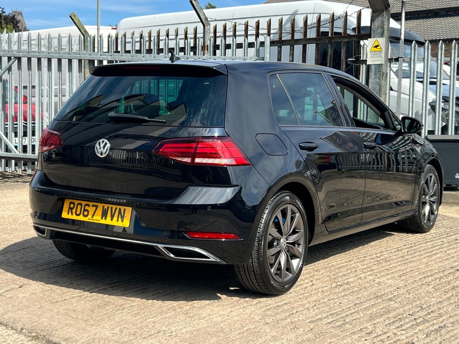 Used Volkswagen Golf 2018 for sale - 77249721: Photo 14