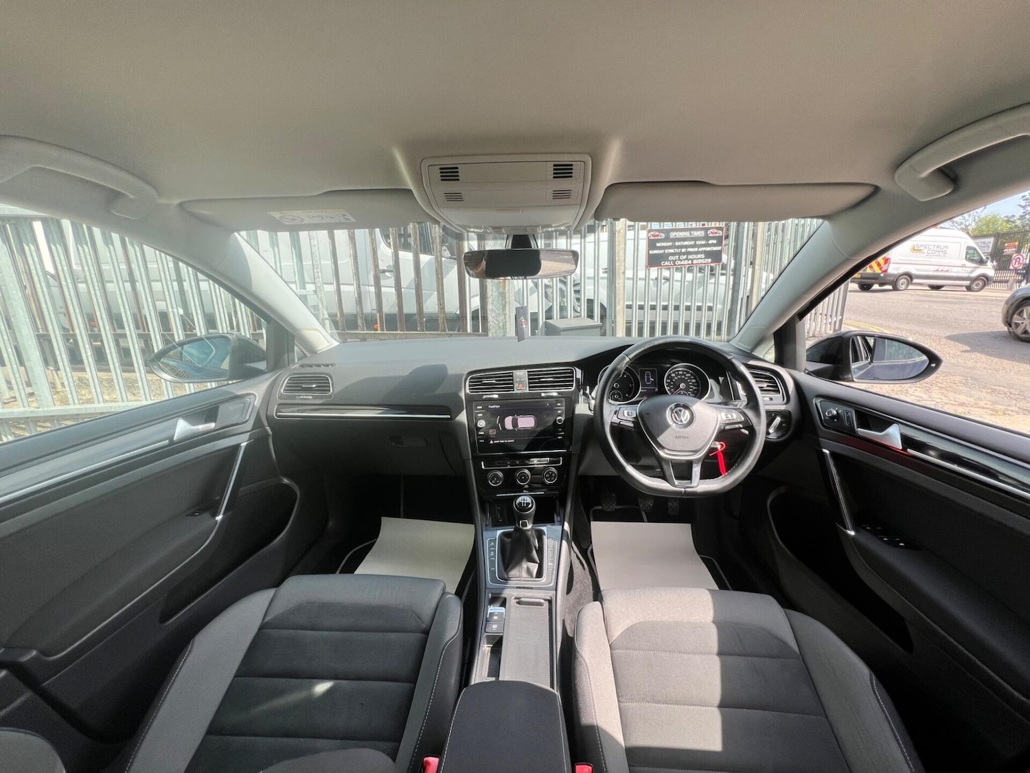 Used Volkswagen Golf 2018 for sale - 77249721: Photo 23