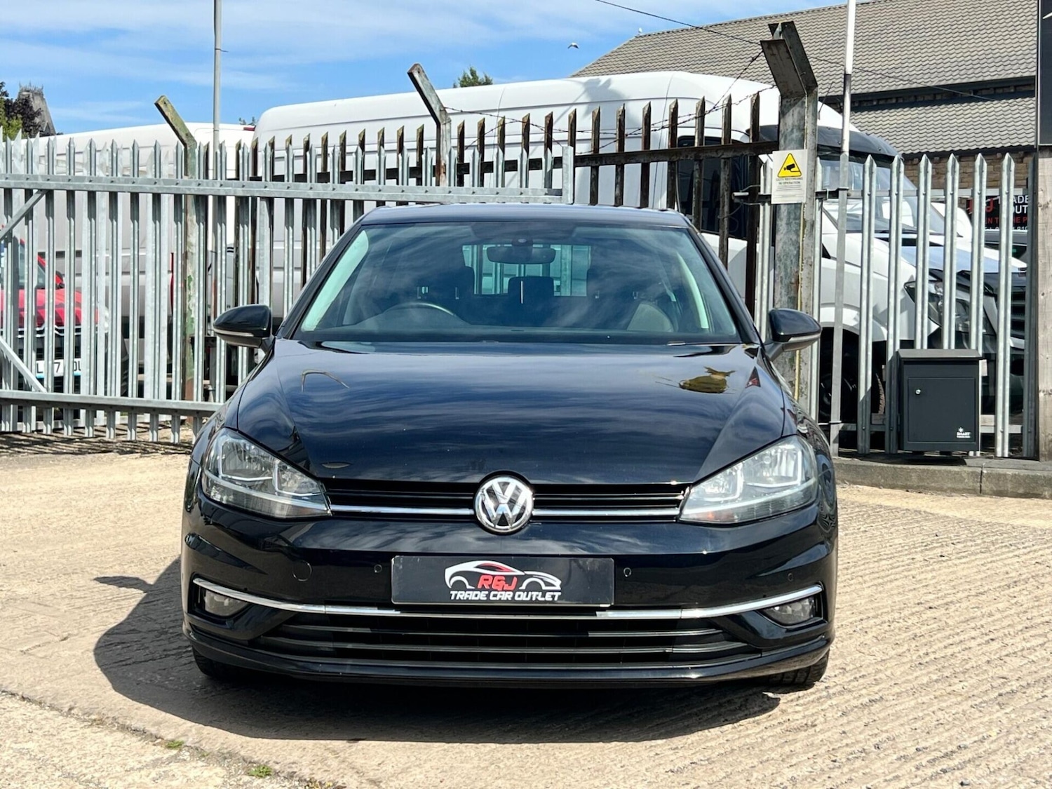 Used Volkswagen Golf 2018 for sale - 77249721: Photo 6