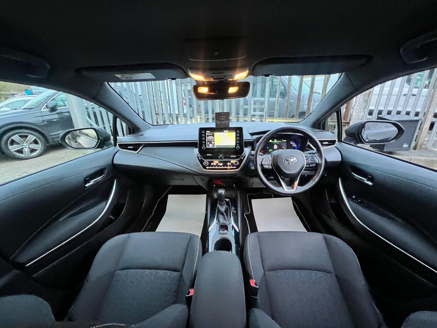 Used Toyota Corolla 2019 for sale - 77174427: Photo 28