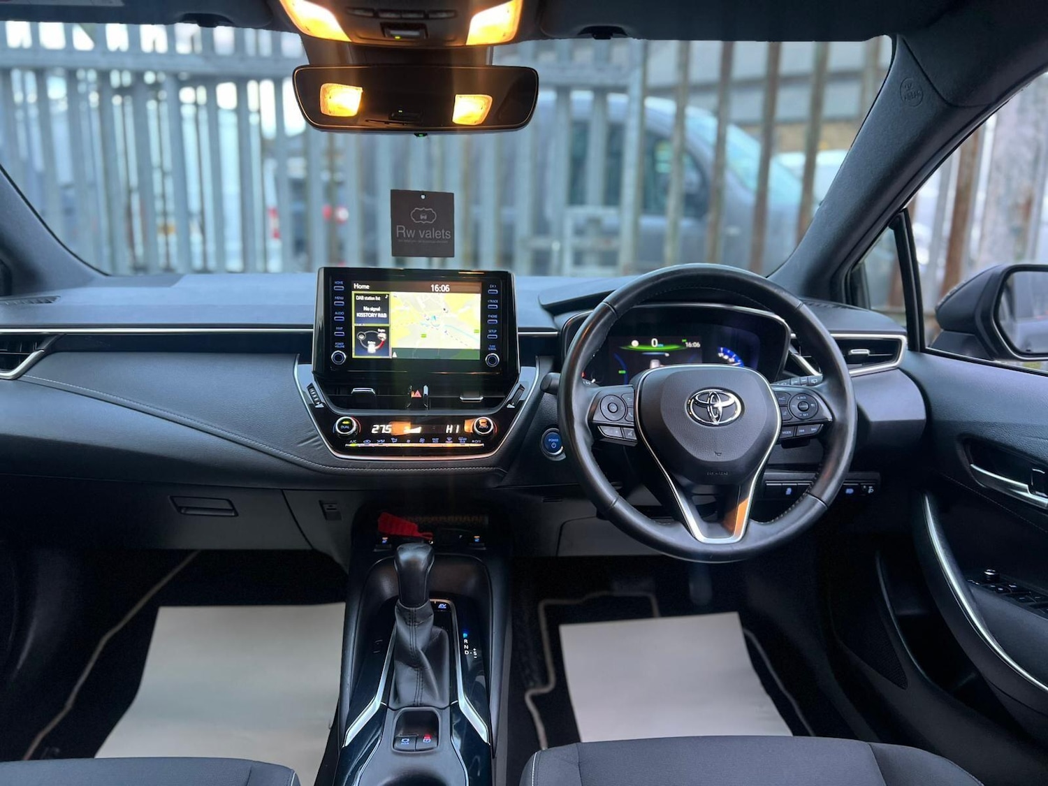 Used Toyota Corolla 2019 for sale - 77174427: Photo 29