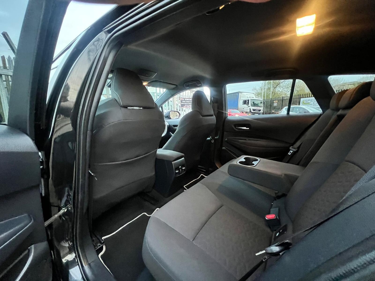 Used Toyota Corolla 2019 for sale - 77174427: Photo 57