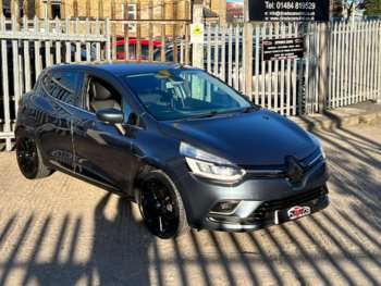 Used Renault Clio 2018 for sale - 74935704: Photo