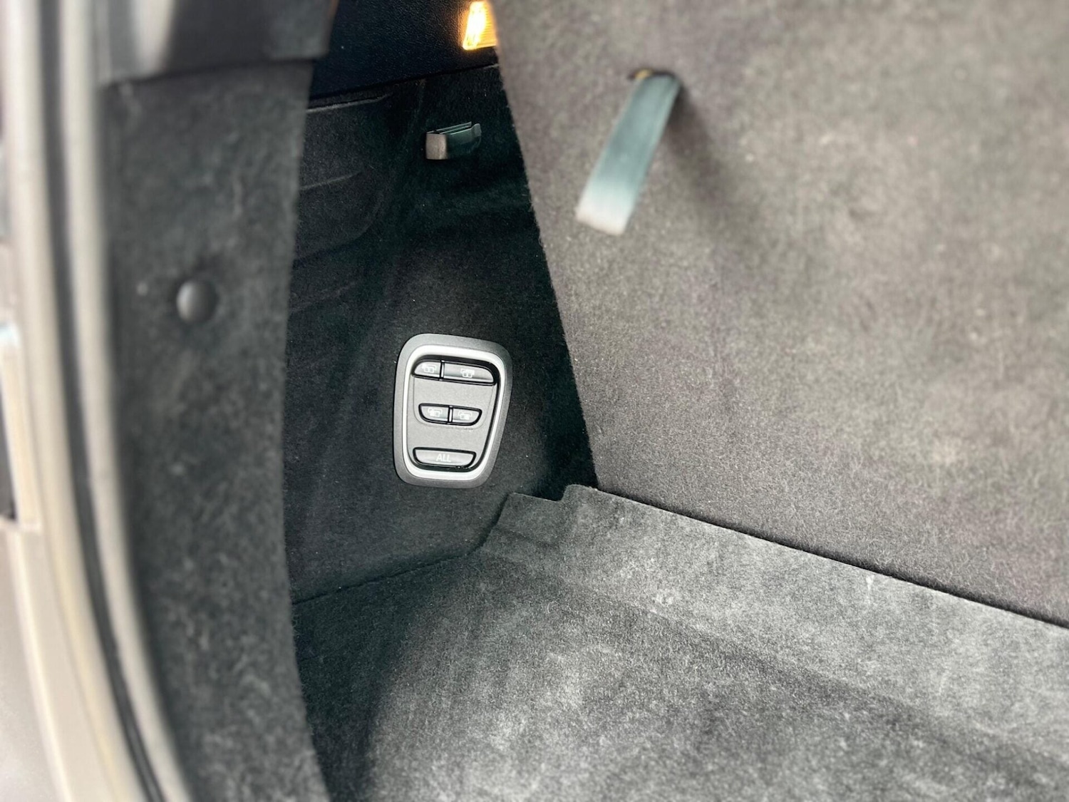 Used Renault Grand Scenic 2017 for sale - 77249684: Photo 26