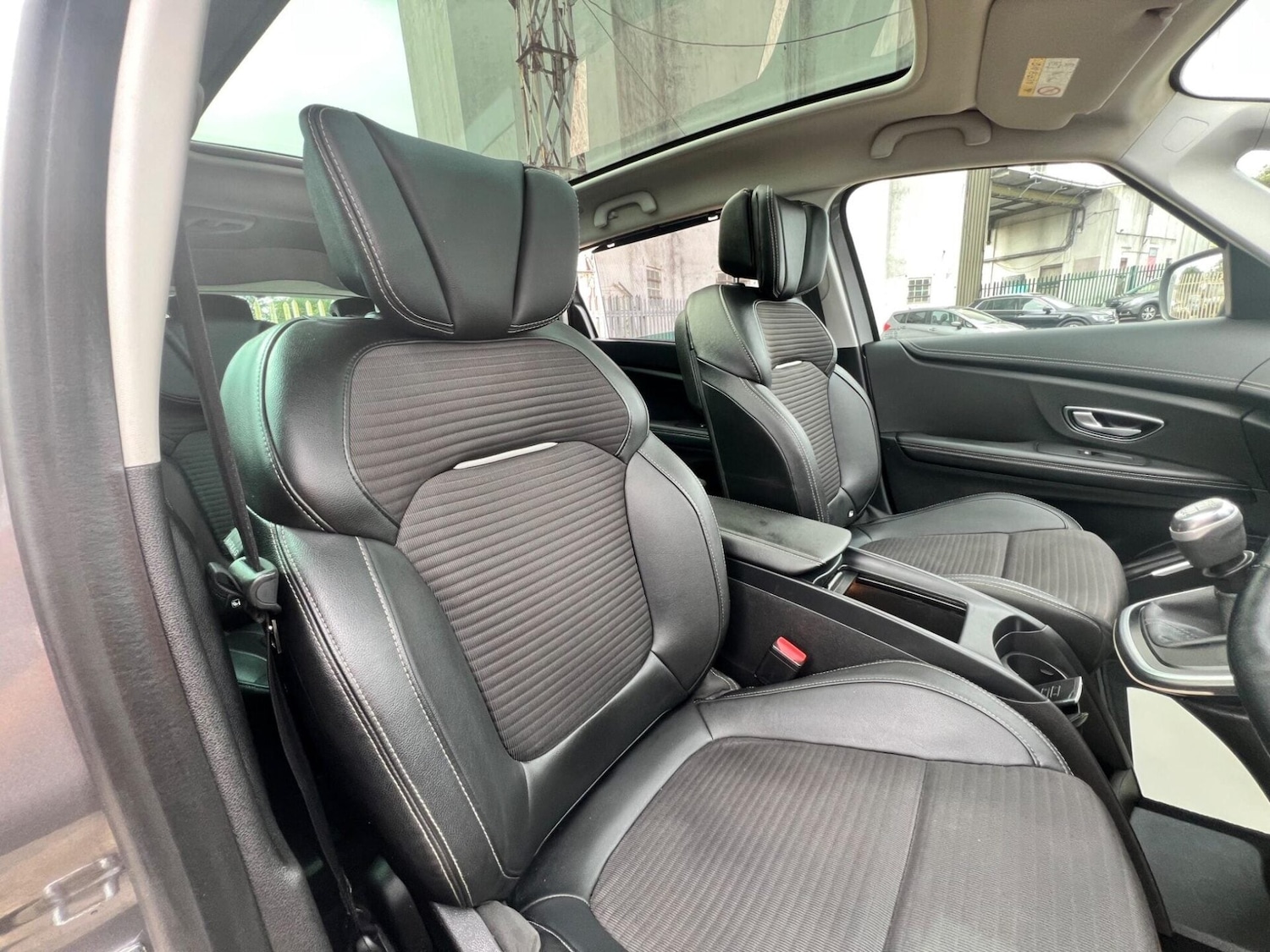 Used Renault Grand Scenic 2017 for sale - 77249684: Photo 33