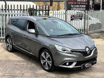 Used Renault Grand Scenic 2017 for sale - 77249684: Photo