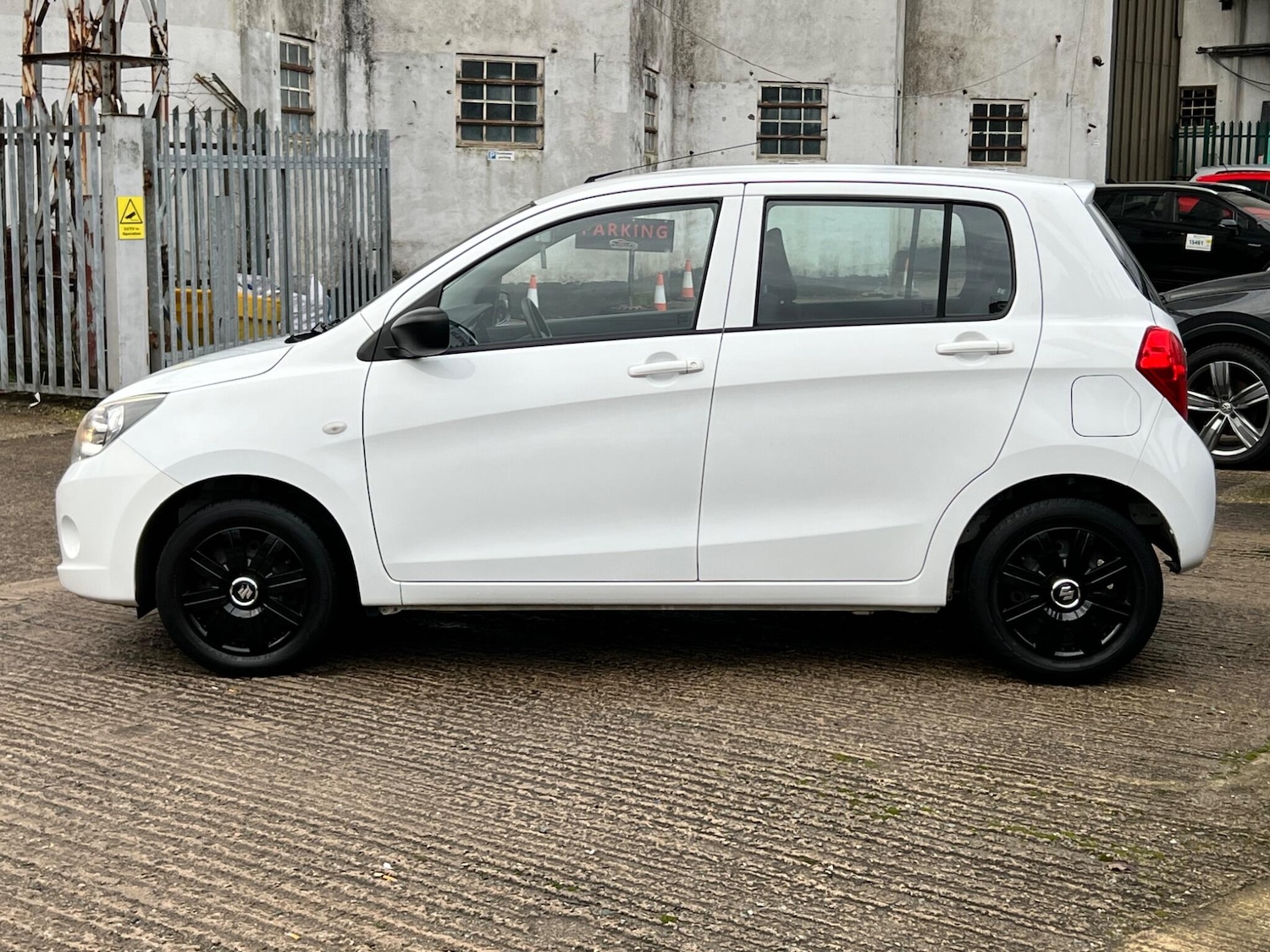 Used Suzuki Celerio 2015 for sale - 77155972: Photo 14