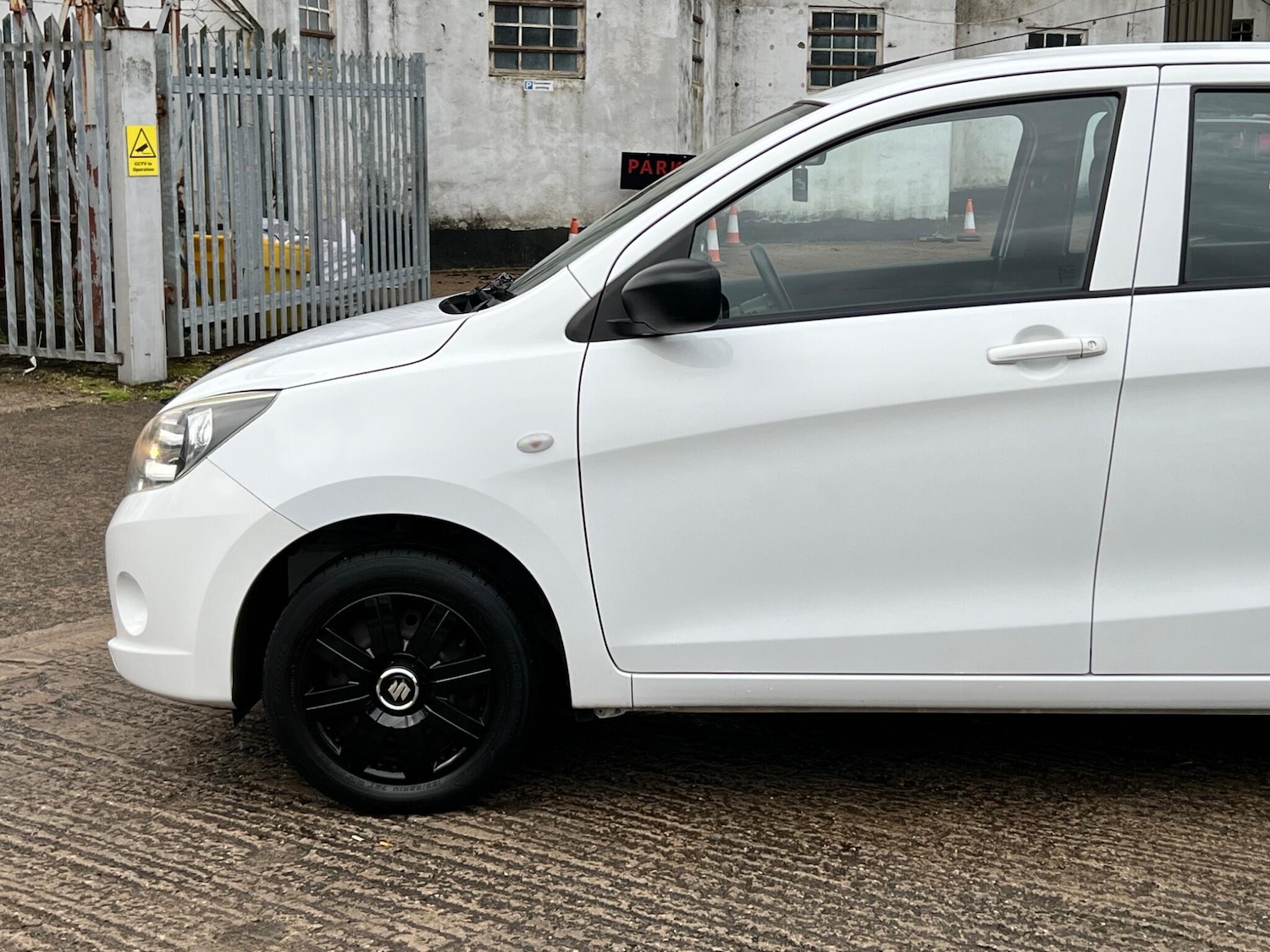 Used Suzuki Celerio 2015 for sale - 77155972: Photo 15