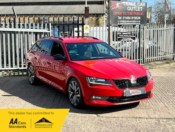 Used Skoda Superb 2017 for sale - 77932809: Photo