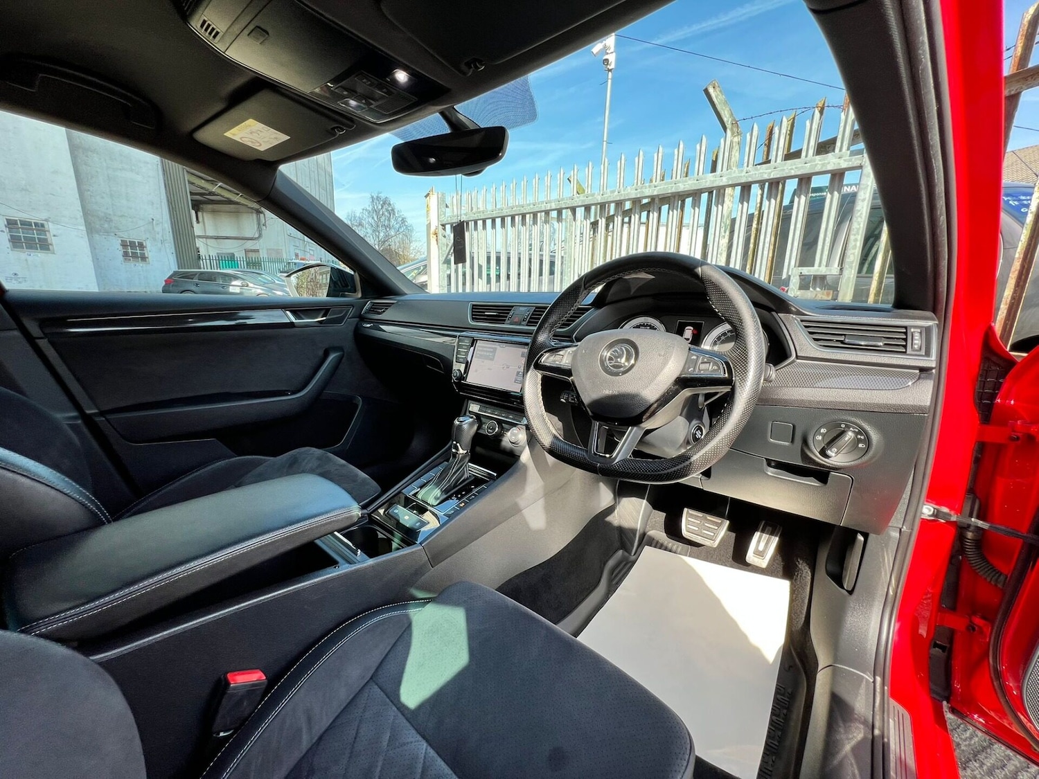 Used Skoda Superb 2017 for sale - 77932809: Photo 36