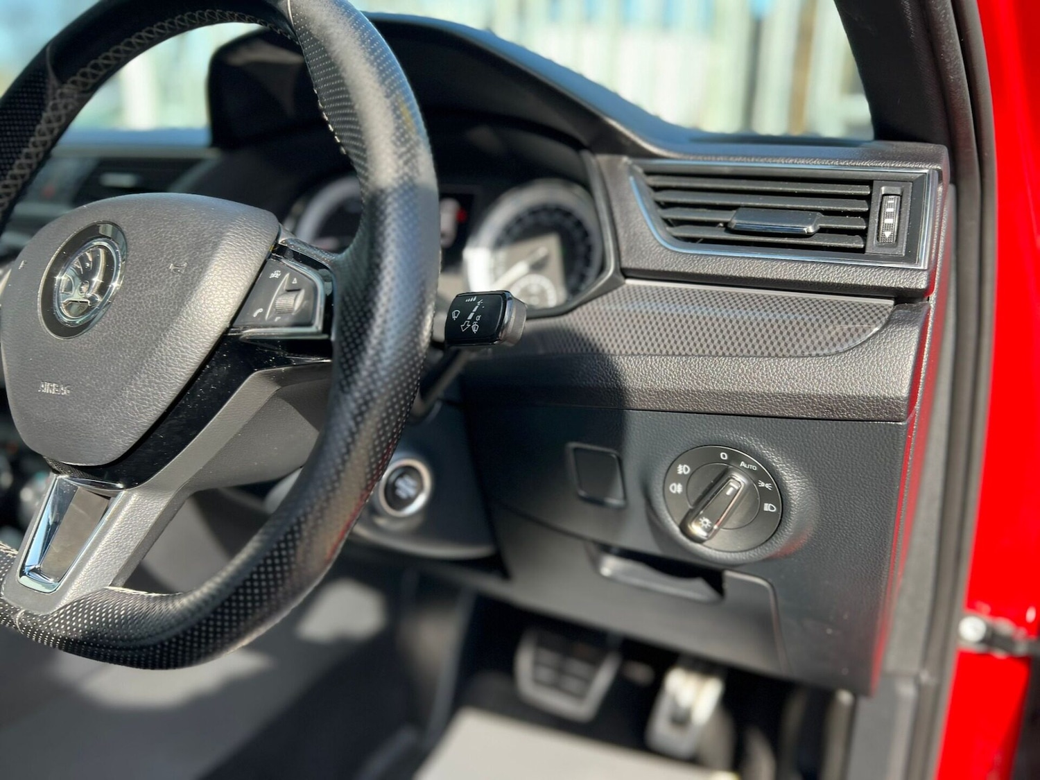 Used Skoda Superb 2017 for sale - 77932809: Photo 37