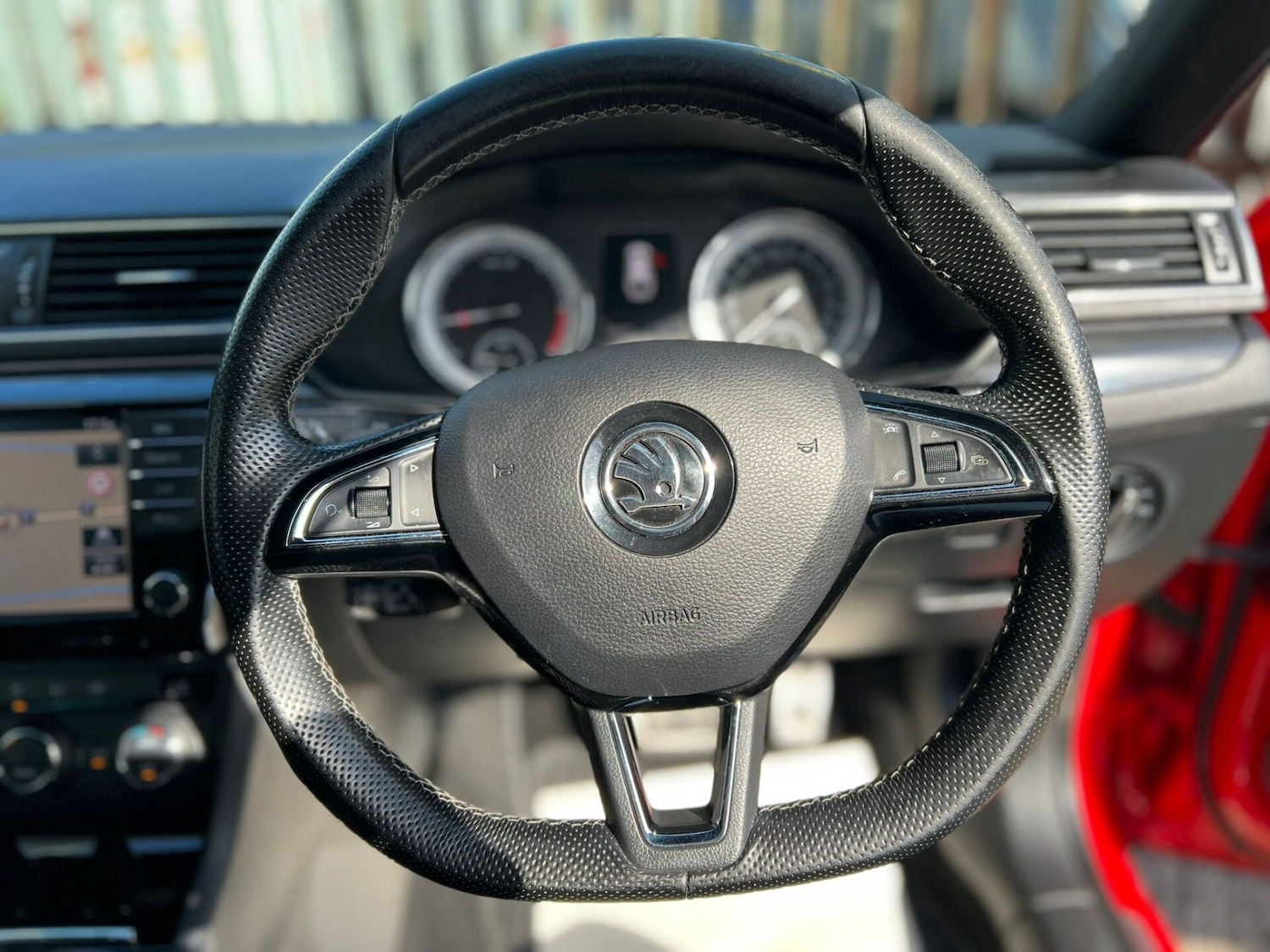 Used Skoda Superb 2017 for sale - 77932809: Photo 40