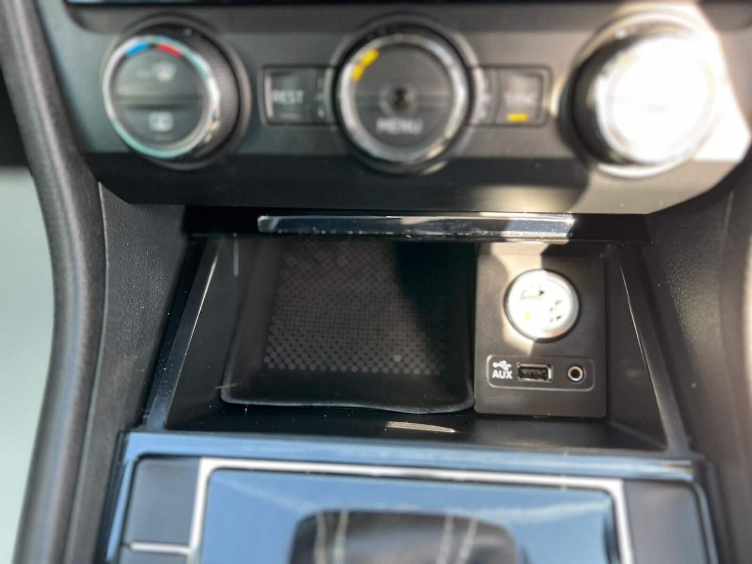 Used Skoda Superb 2017 for sale - 77932809: Photo 46