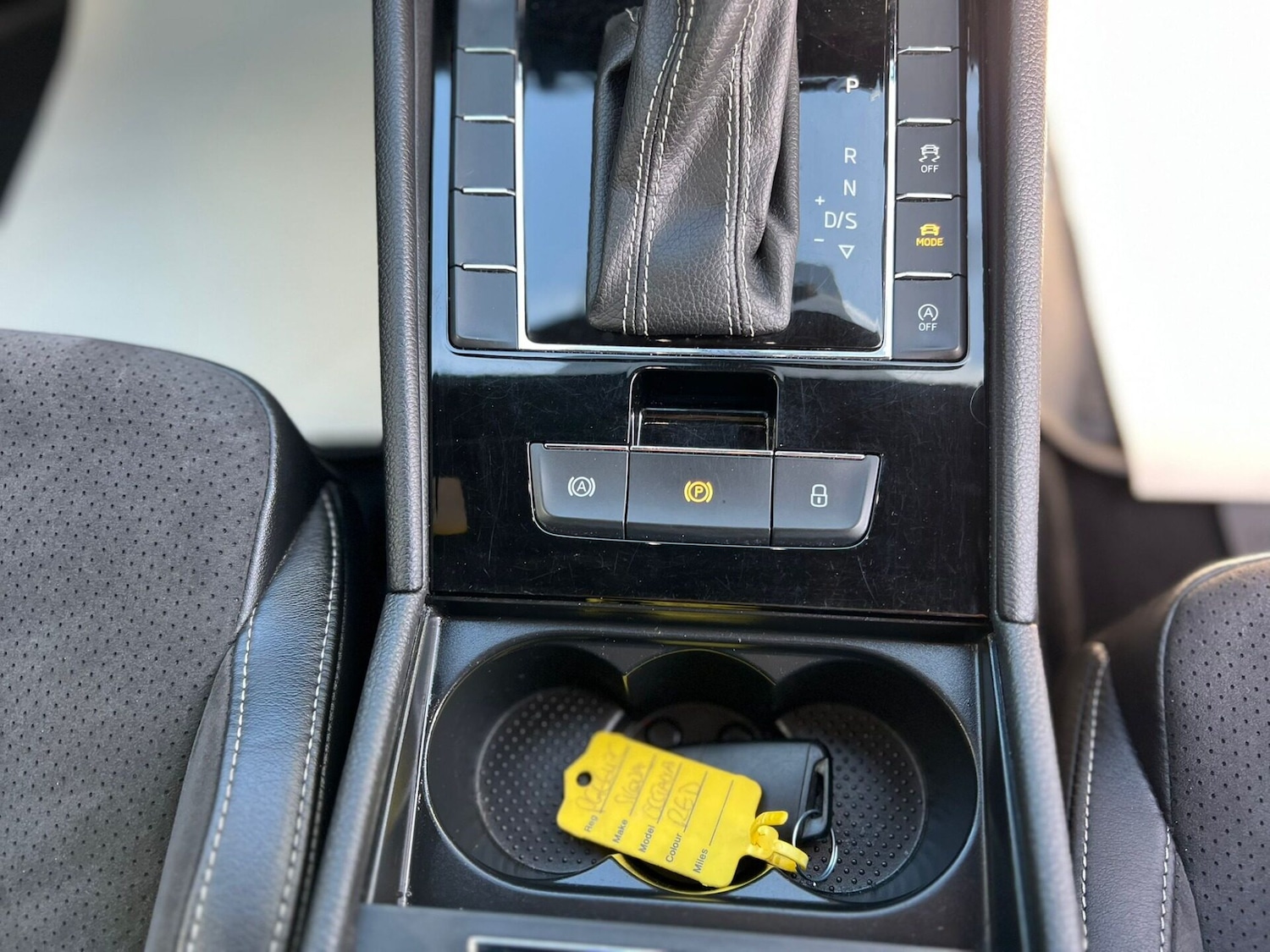 Used Skoda Superb 2017 for sale - 77932809: Photo 47