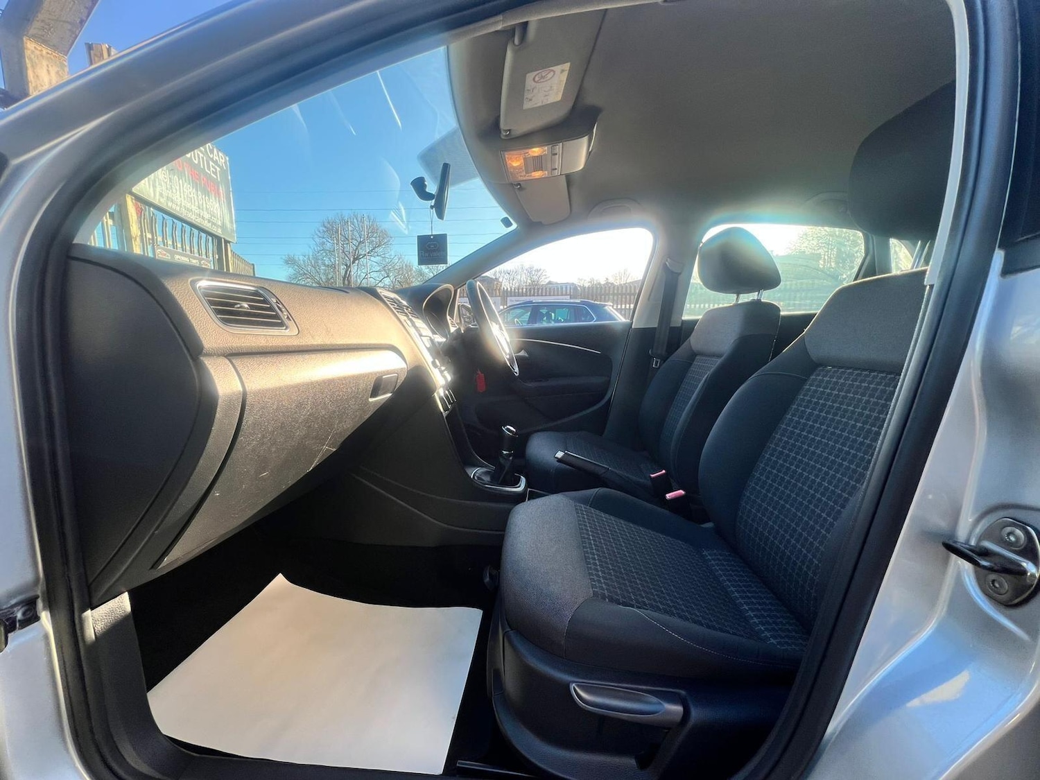 Used Volkswagen Polo 2015 for sale - 77162765: Photo 54