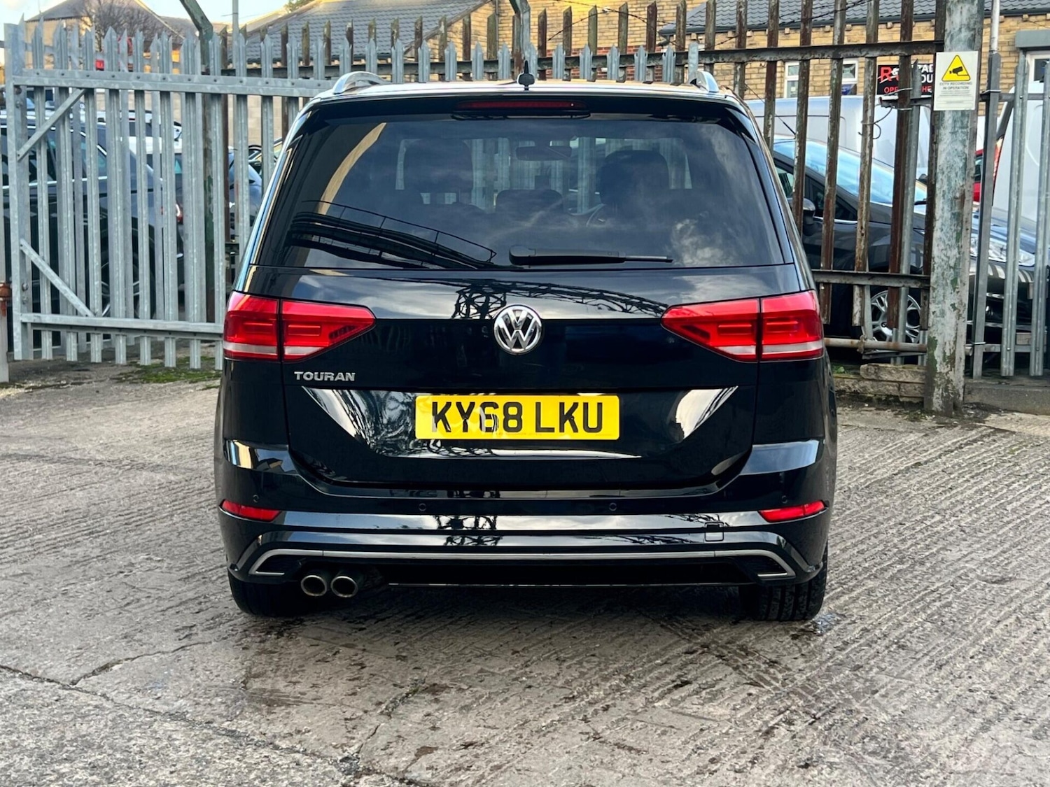 Used Volkswagen Touran 2018 for sale - 77249735: Photo 21