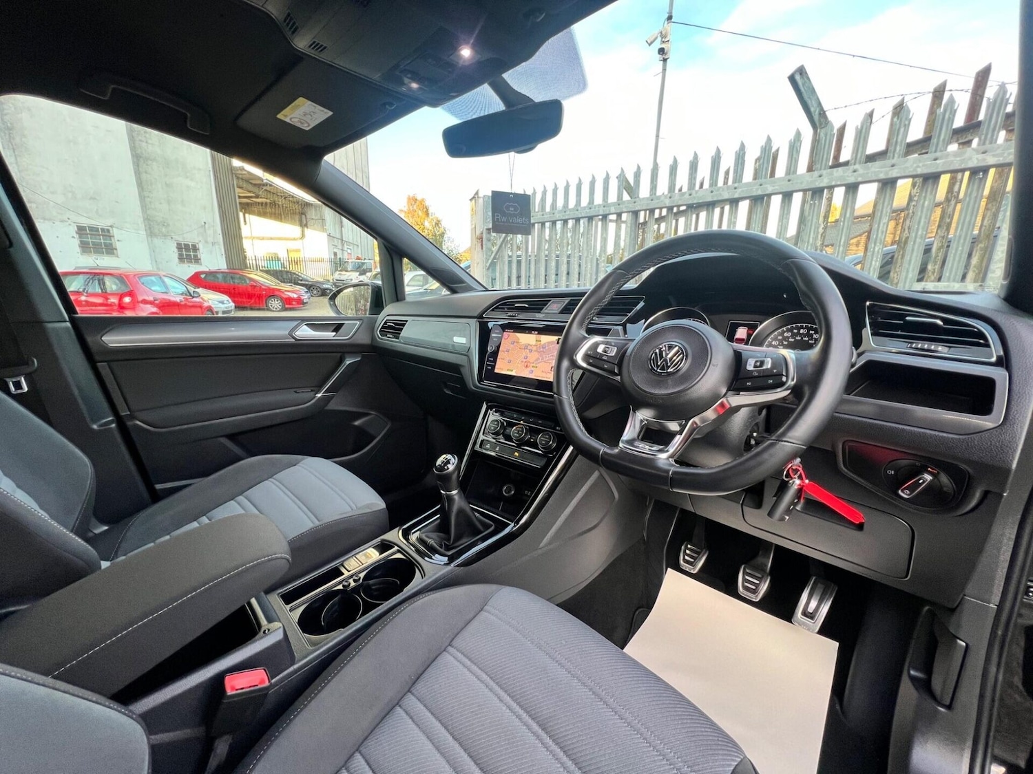 Used Volkswagen Touran 2018 for sale - 77249735: Photo 37