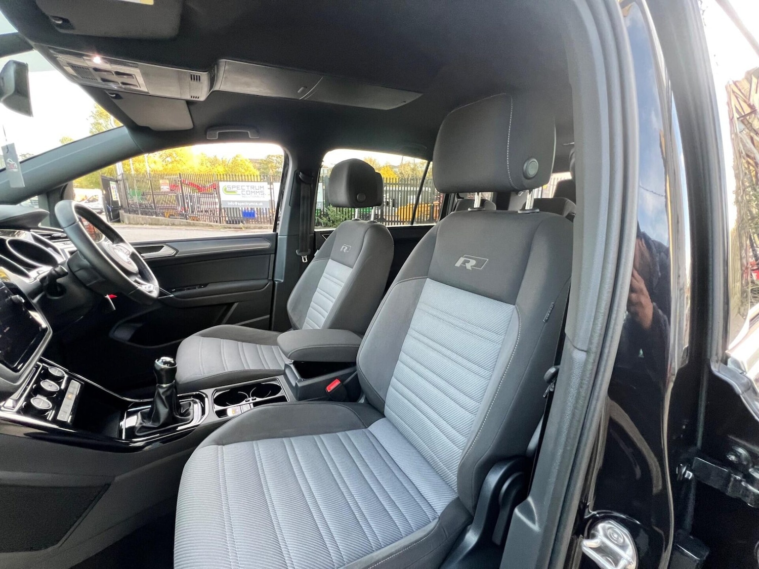 Used Volkswagen Touran 2018 for sale - 77249735: Photo 66