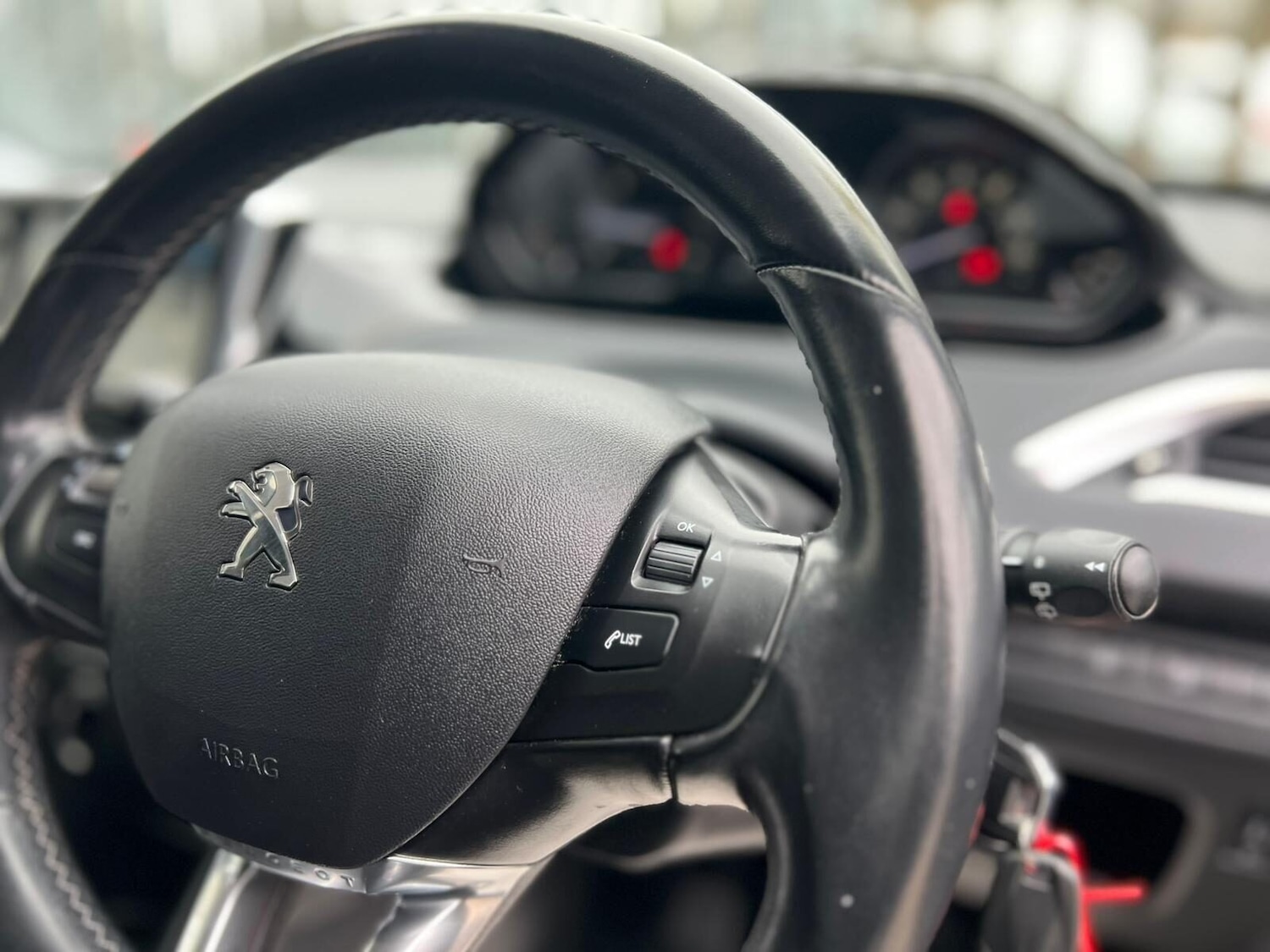 Used Peugeot 208 2017 for sale - 77249759: Photo 34