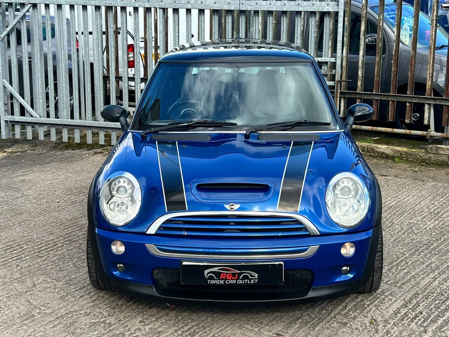 Used MINI Hatch 2004 for sale - 78084072: Photo 12