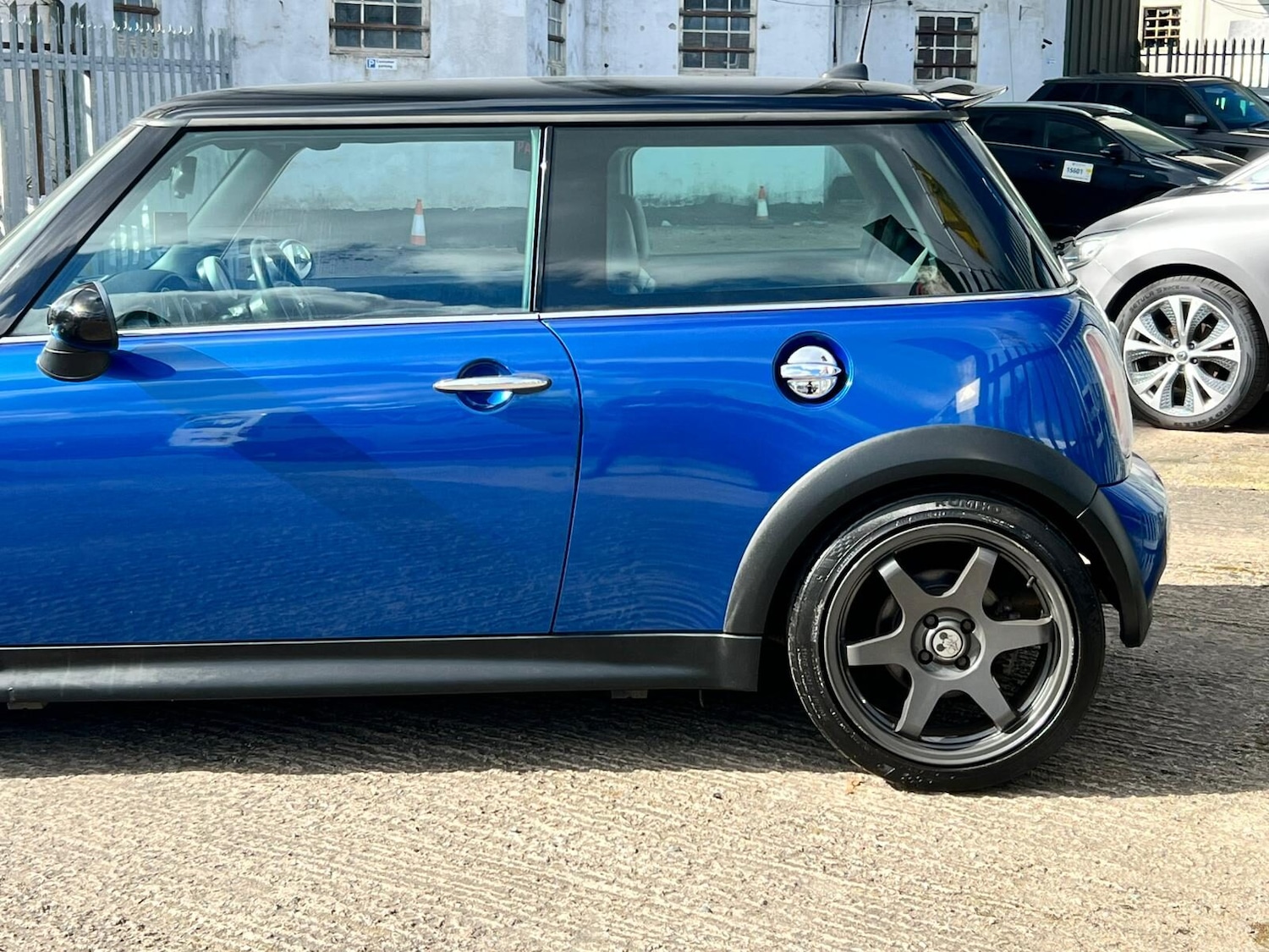 Used MINI Hatch 2004 for sale - 78084072: Photo 18