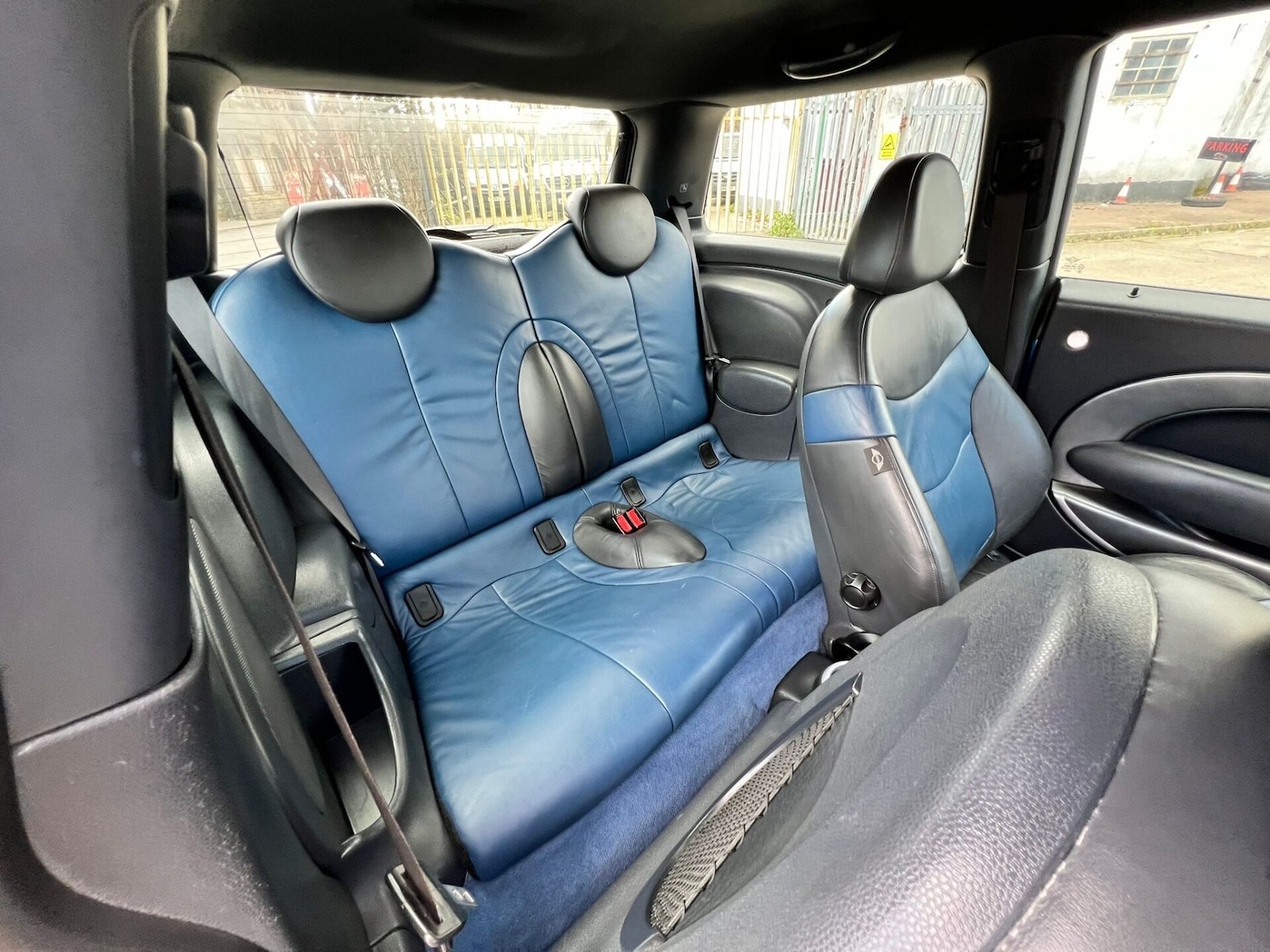 Used MINI Hatch 2004 for sale - 78084072: Photo 23