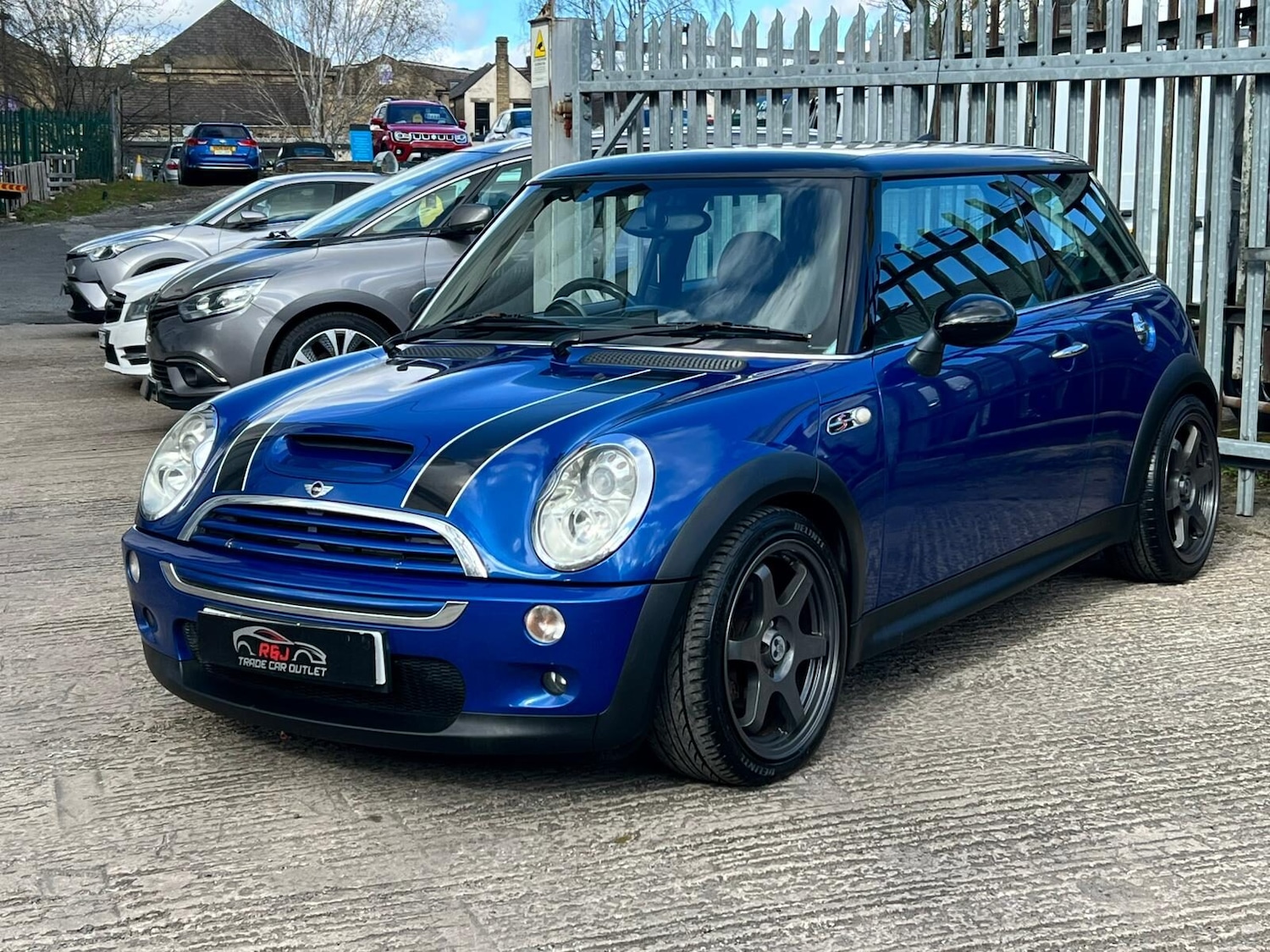 Used MINI Hatch 2004 for sale - 78084072: Photo 5