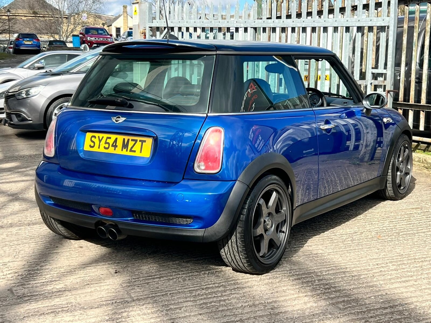 Used MINI Hatch 2004 for sale - 78084072: Photo 6