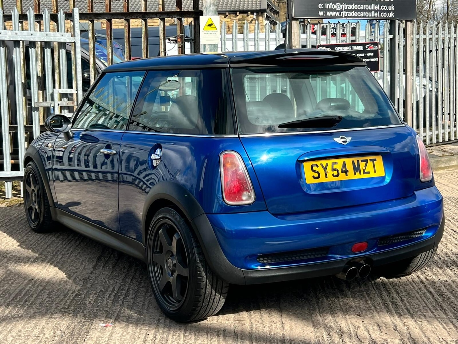 Used MINI Hatch 2004 for sale - 78084072: Photo 7