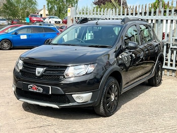 Used Dacia Sandero Stepway 2013 for sale - 79404563: Photo