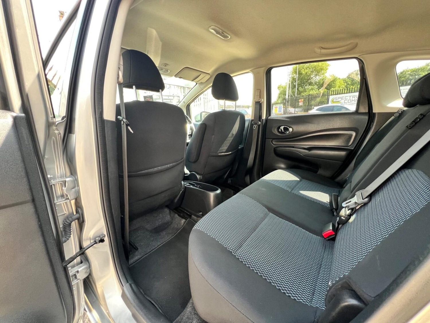 Used Nissan Note 2015 for sale - 77249705: Photo 67