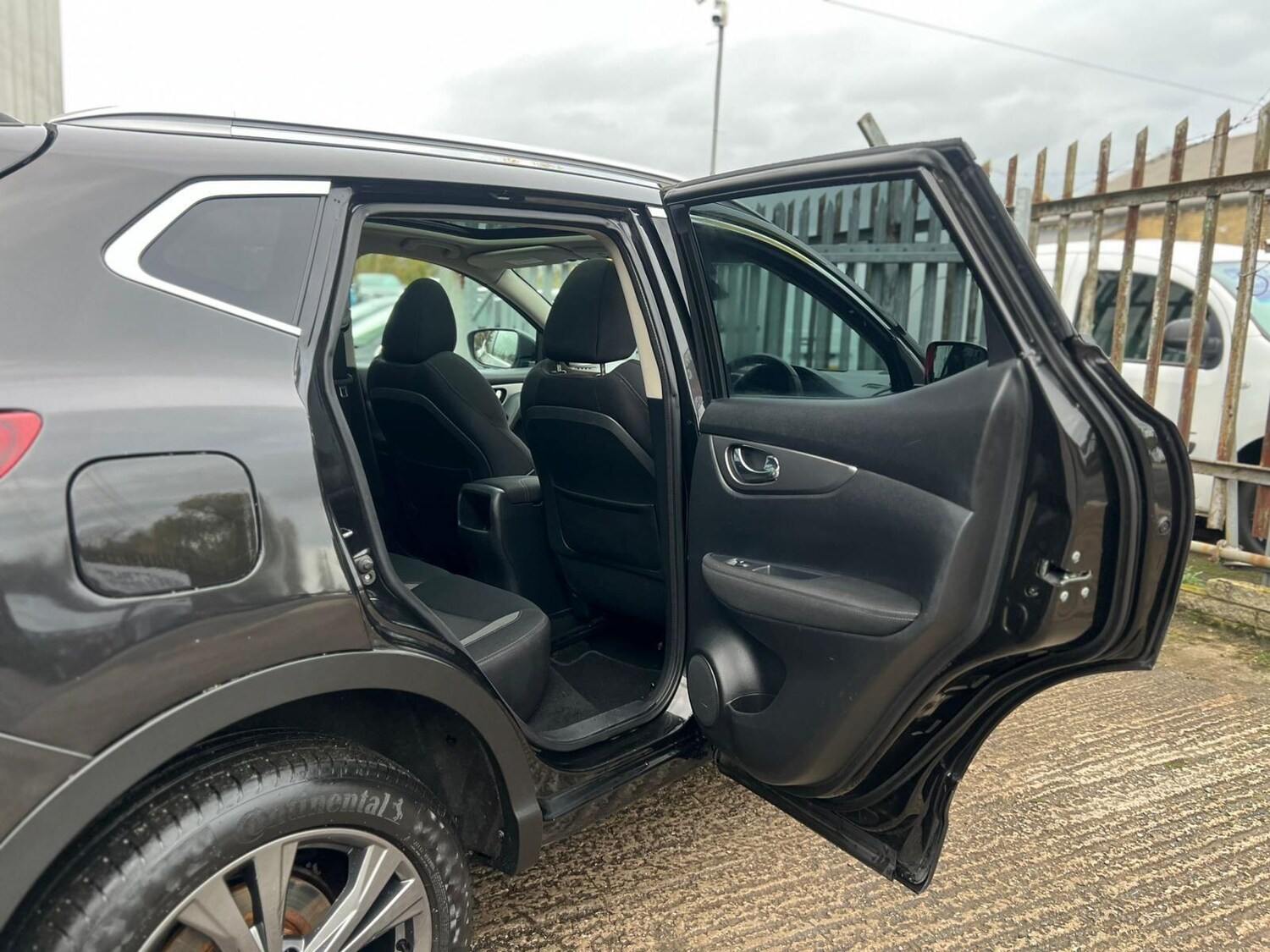 Used Nissan Qashqai 2018 for sale - 76472258: Photo 56