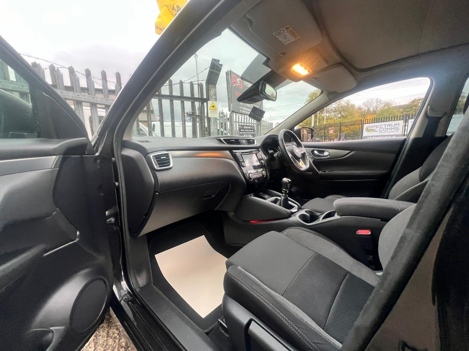 Used Nissan Qashqai 2018 for sale - 76472258: Photo 58