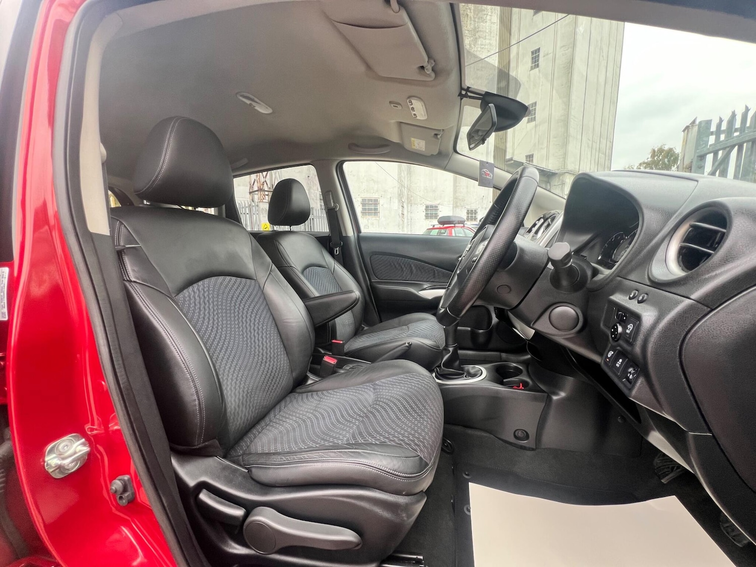 Used Nissan Note 2014 for sale - 76992111: Photo 30