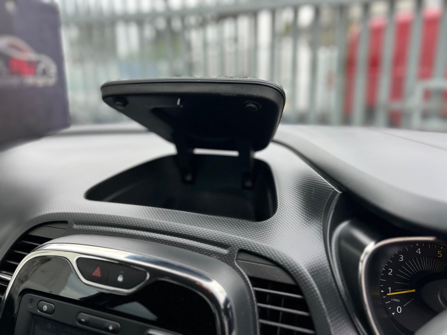 Used Renault Captur 2015 for sale - 76573481: Photo 33