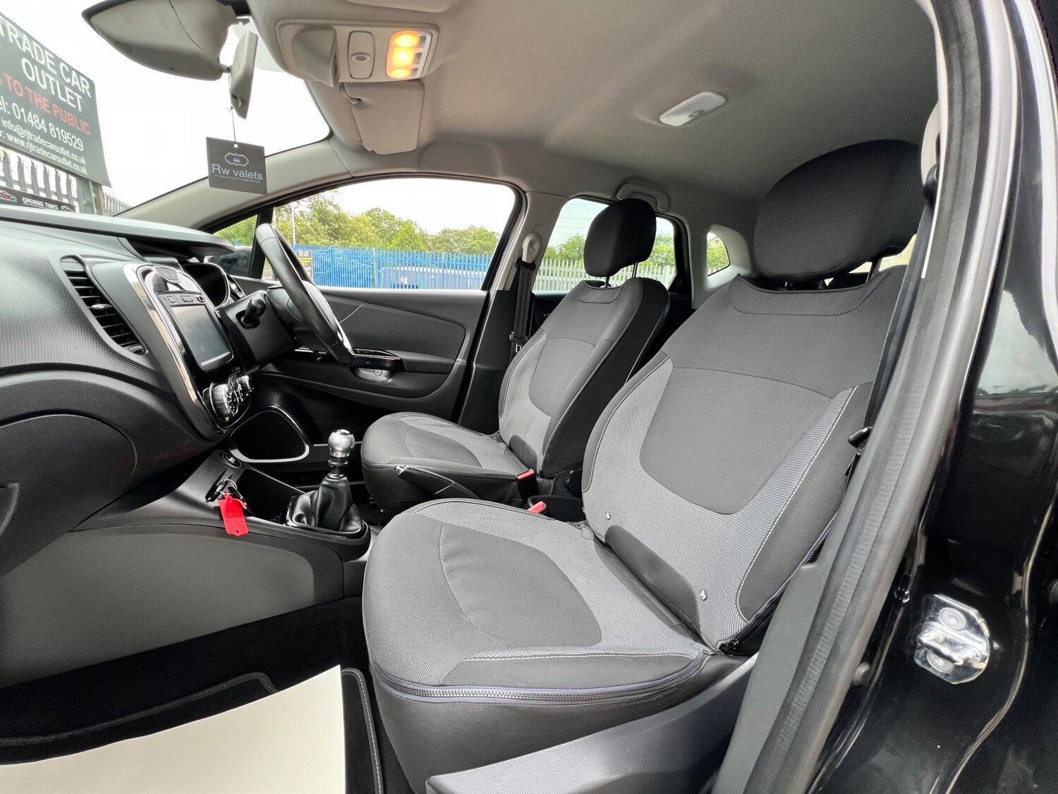 Used Renault Captur 2015 for sale - 76573481: Photo 59