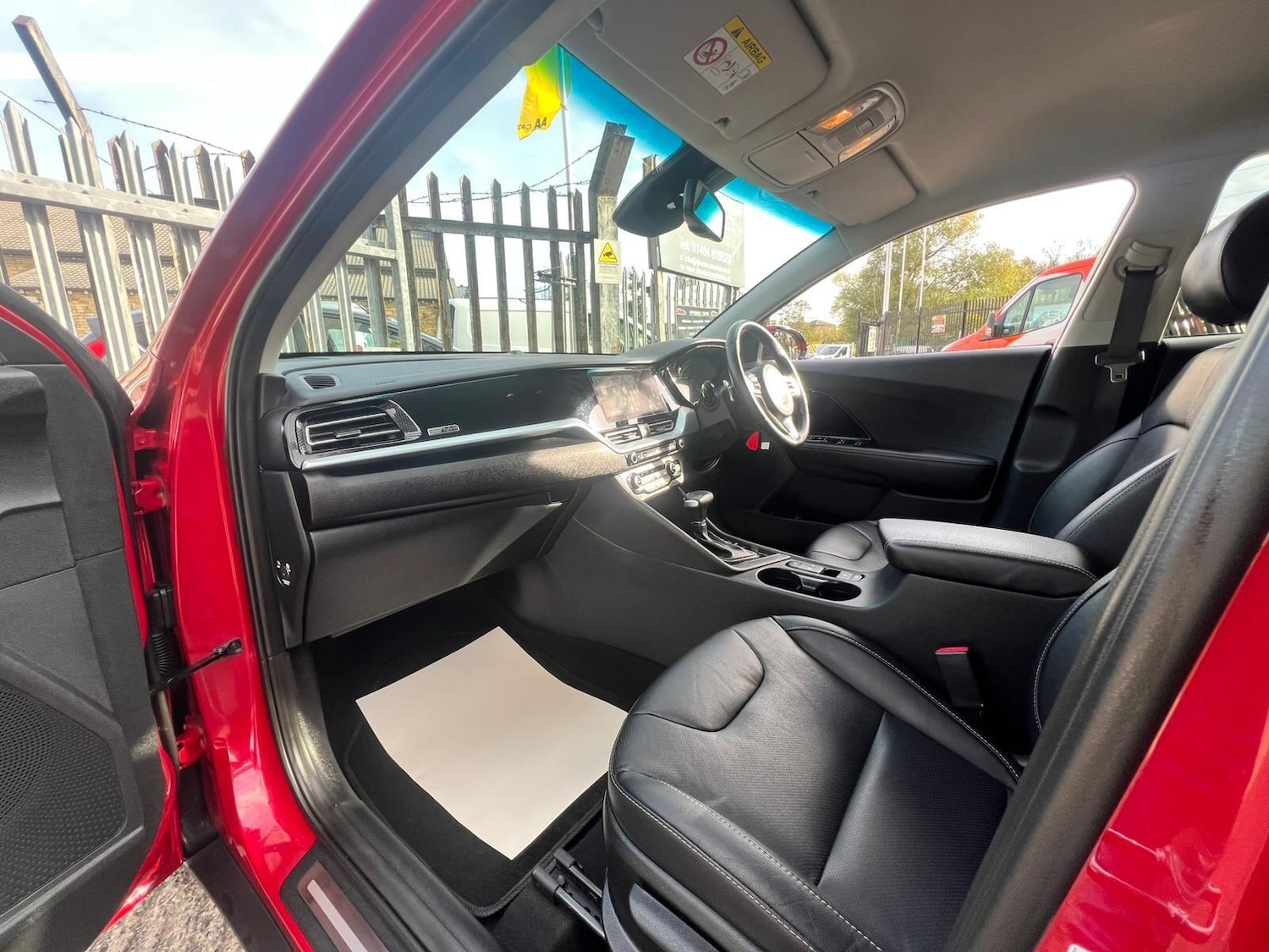 Used Kia Niro for sale - 76409505: Photo 54