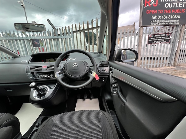 Used Citroen C4 Picasso 2011 for sale - 75415154: Photo 31