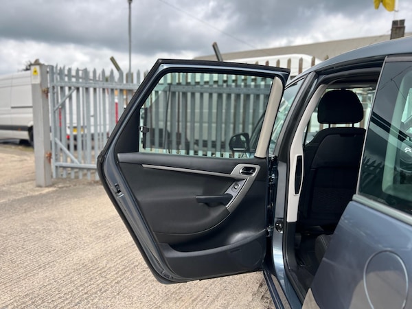 Used Citroen C4 Picasso 2011 for sale - 75415154: Photo 65