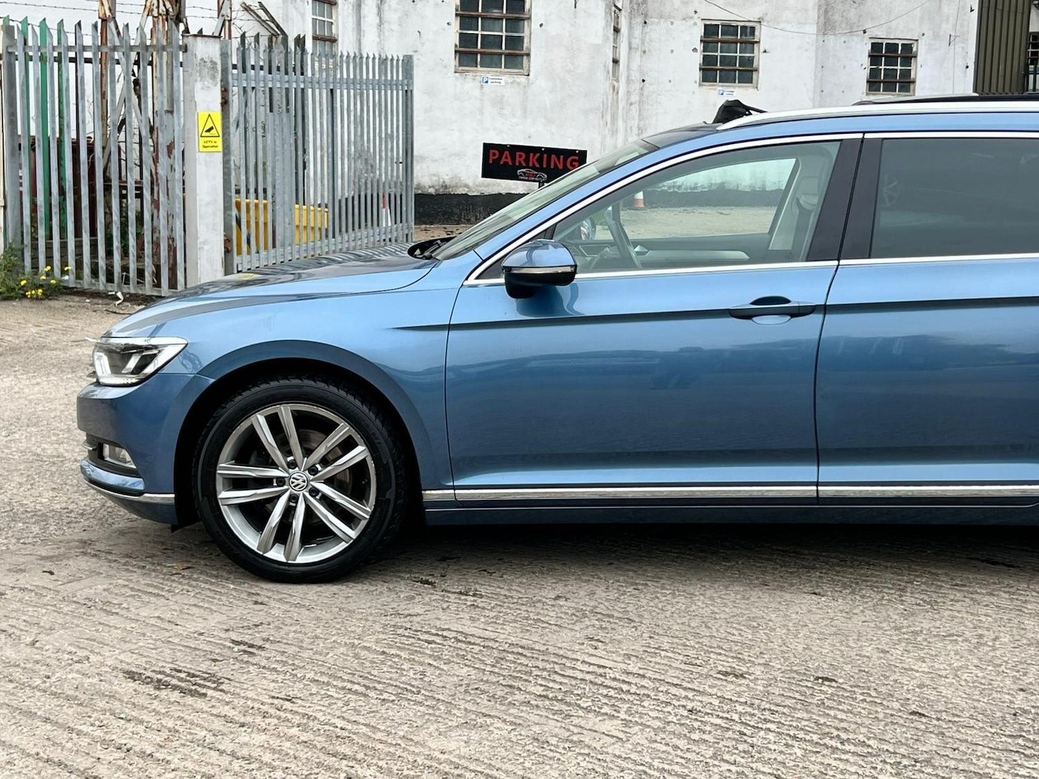 Used Volkswagen Passat 2018 for sale - 76371266: Photo 16