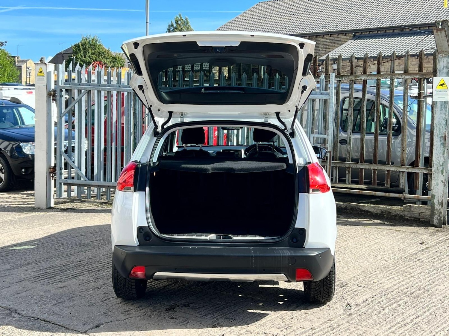 Used Peugeot 2008 for sale - 76522116: Photo 23