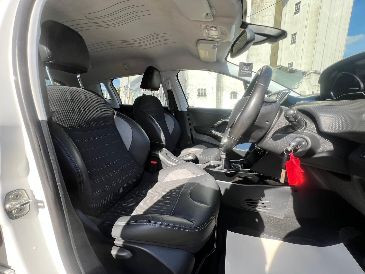 Used Peugeot 2008 for sale - 76522116: Photo 31