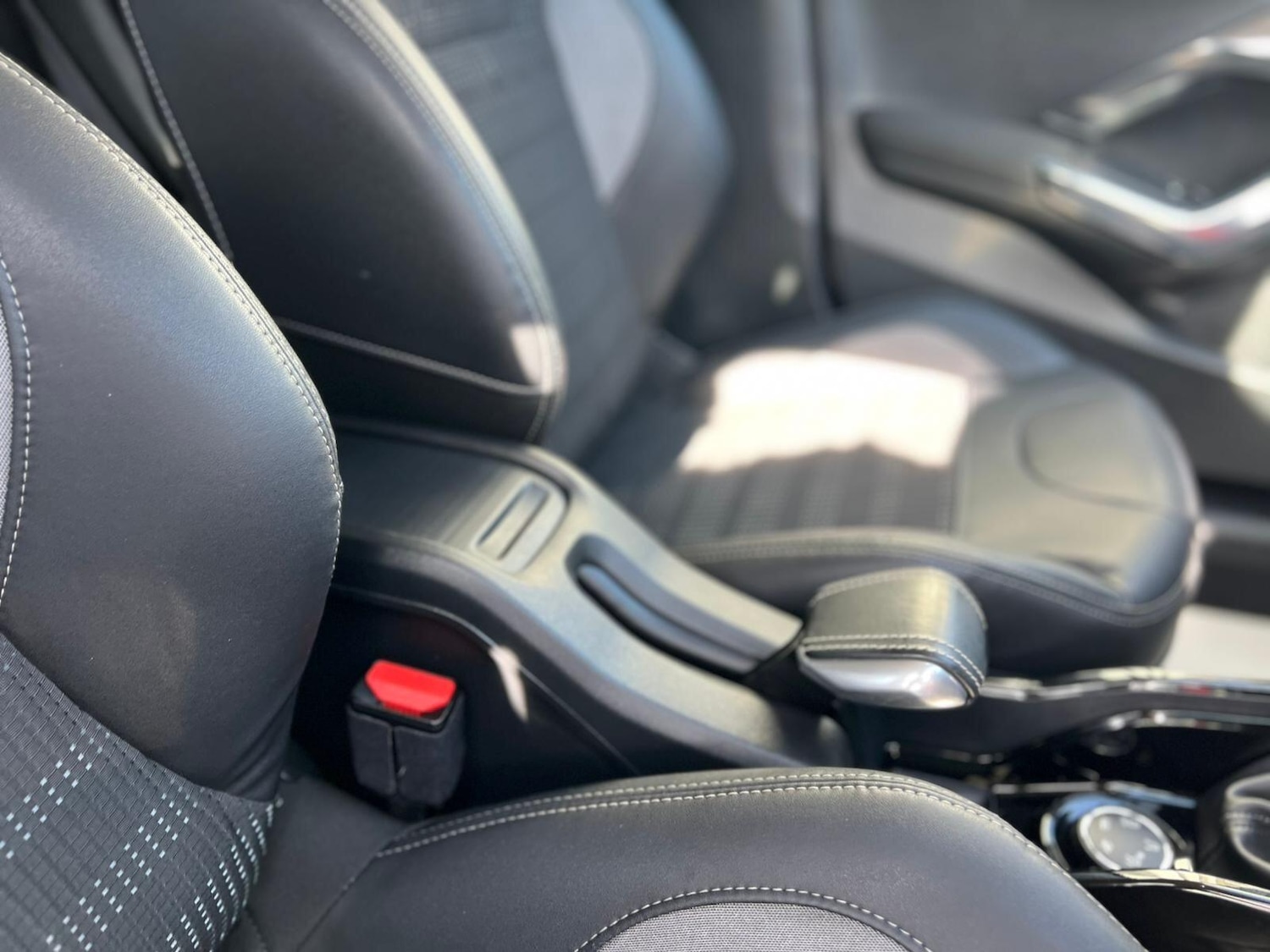 Used Peugeot 2008 for sale - 76522116: Photo 33