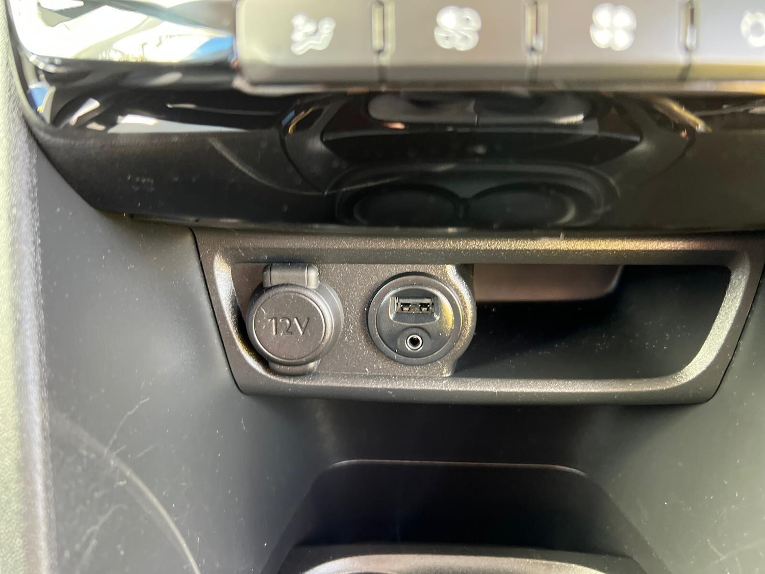 Used Peugeot 2008 for sale - 76522116: Photo 42