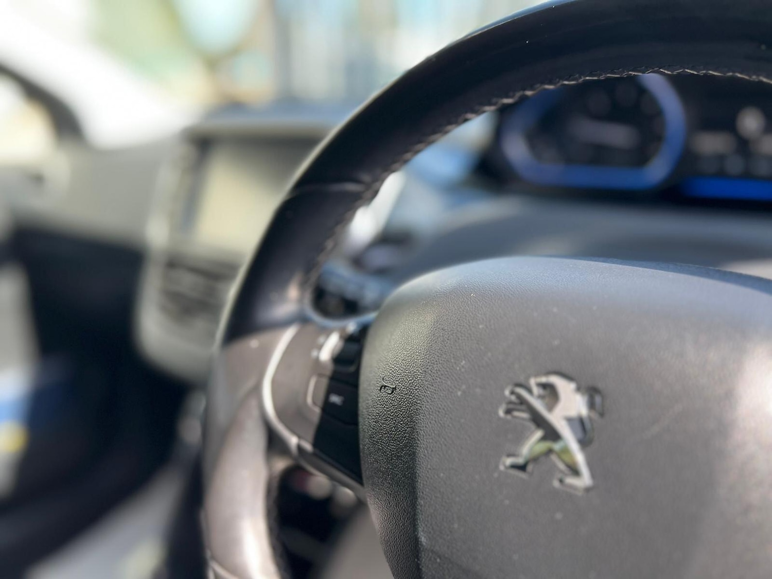 Used Peugeot 2008 for sale - 76522116: Photo 47