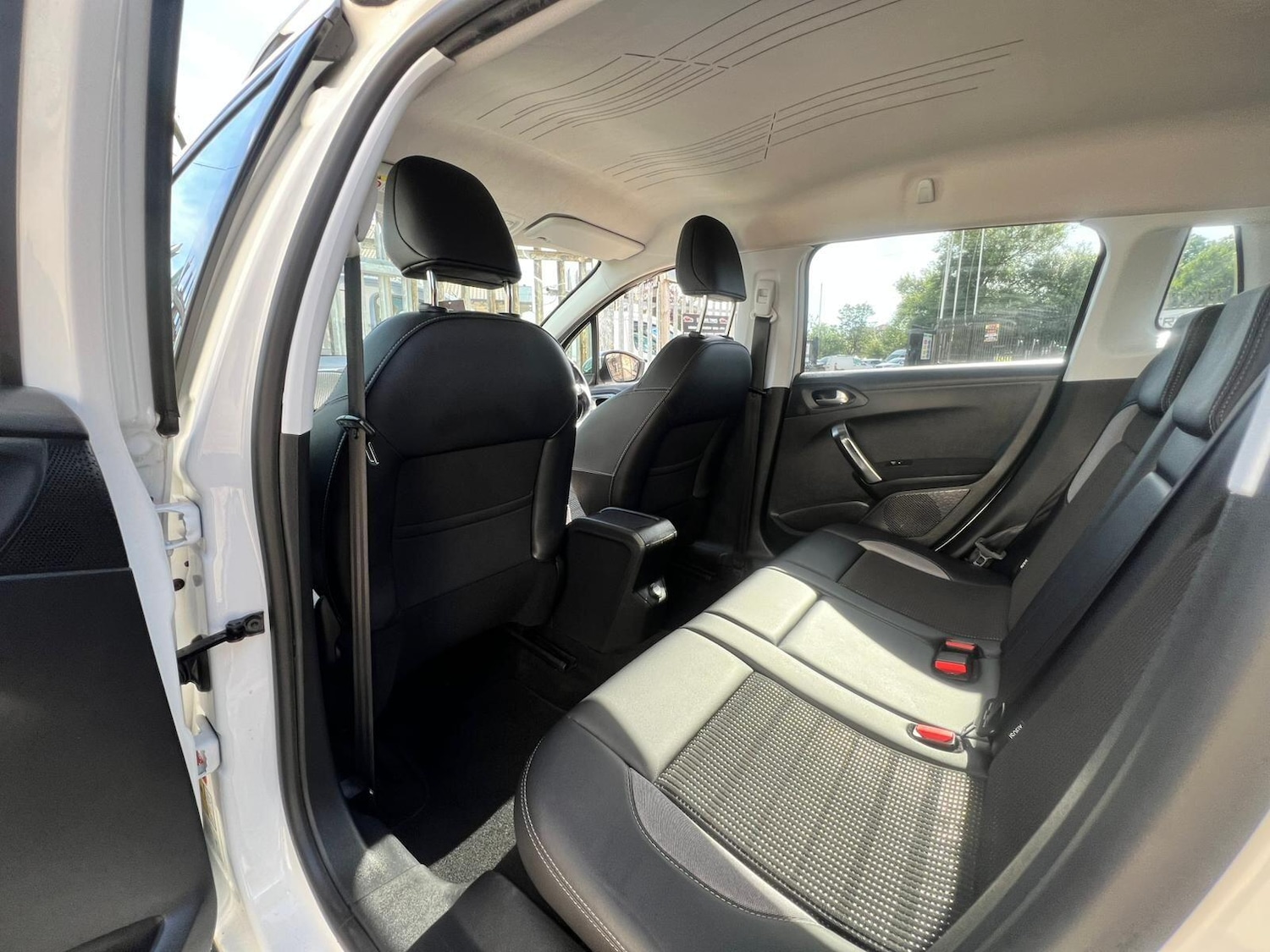 Used Peugeot 2008 for sale - 76522116: Photo 65