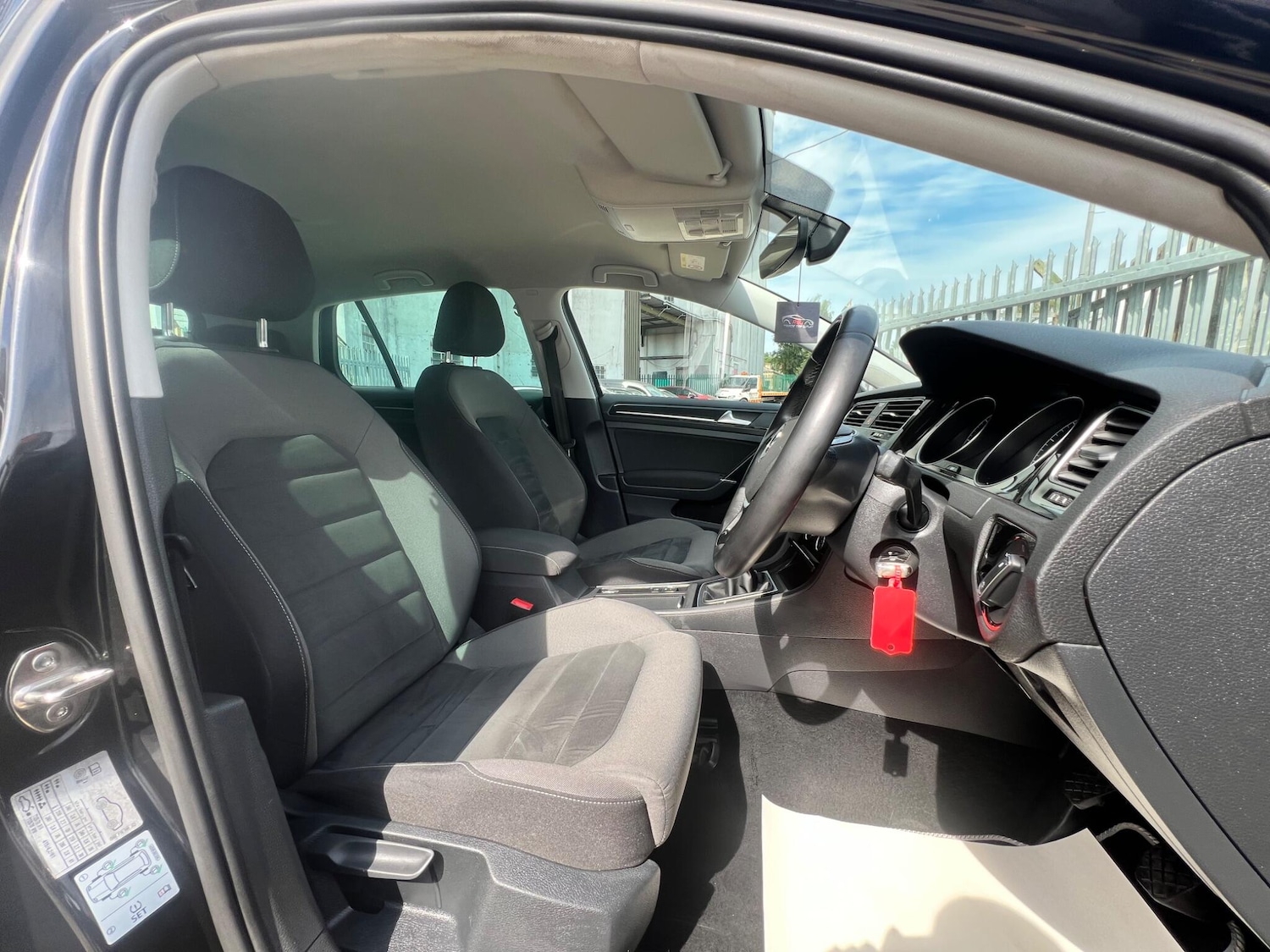 Used Volkswagen Golf 2018 for sale - 76325935: Photo 25