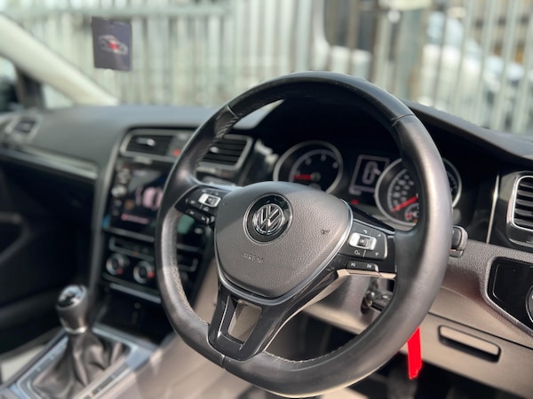 Used Volkswagen Golf 2018 for sale - 76325935: Photo 32