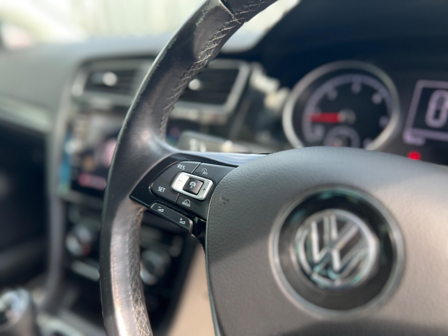 Used Volkswagen Golf 2018 for sale - 76325935: Photo 34